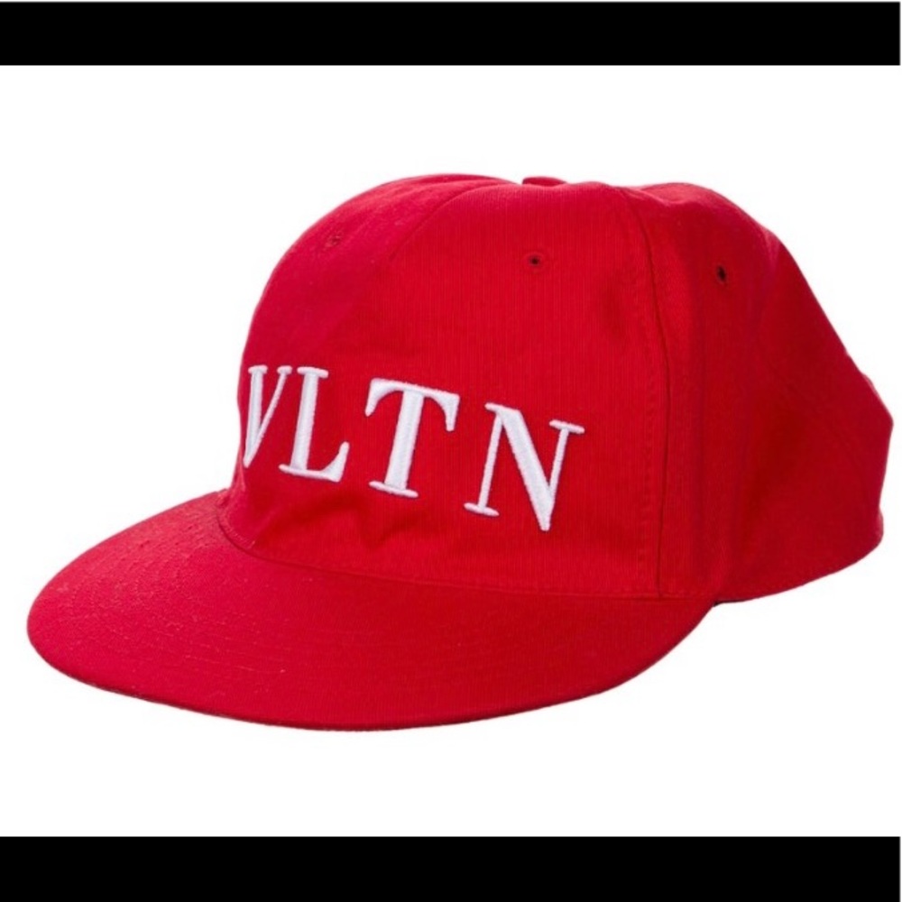 Men’s red Valentino baseball cap